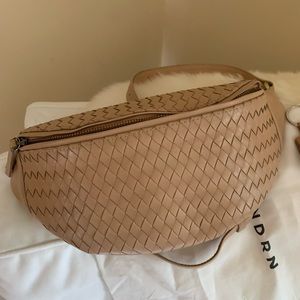 Mandrn Atlas woven sand belt crossbody bag